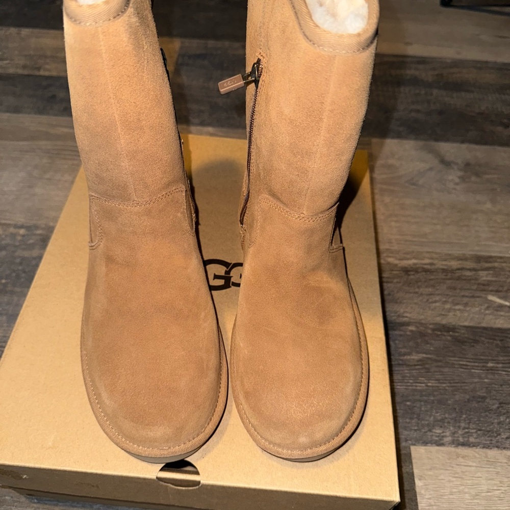 UGG Women's Tan Suede Winter Boots